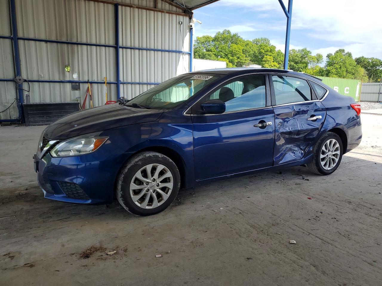 Salvage Nissan Sentra Image