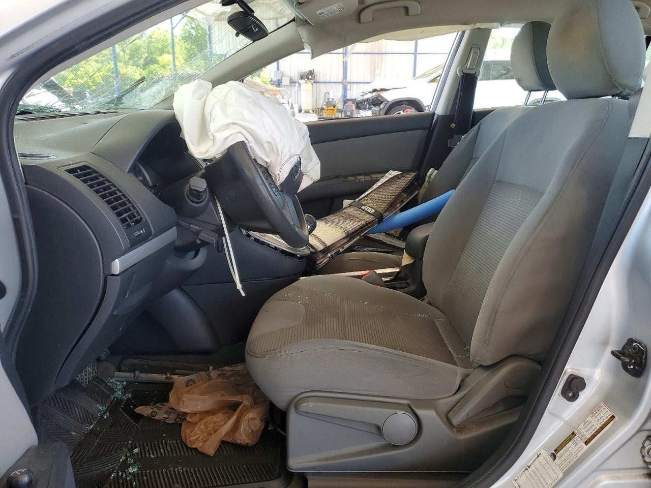Nissan Sentra 2.0