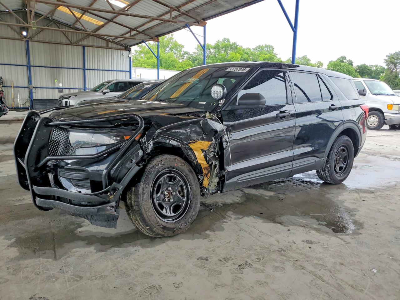 Salvage Ford Explorer Image