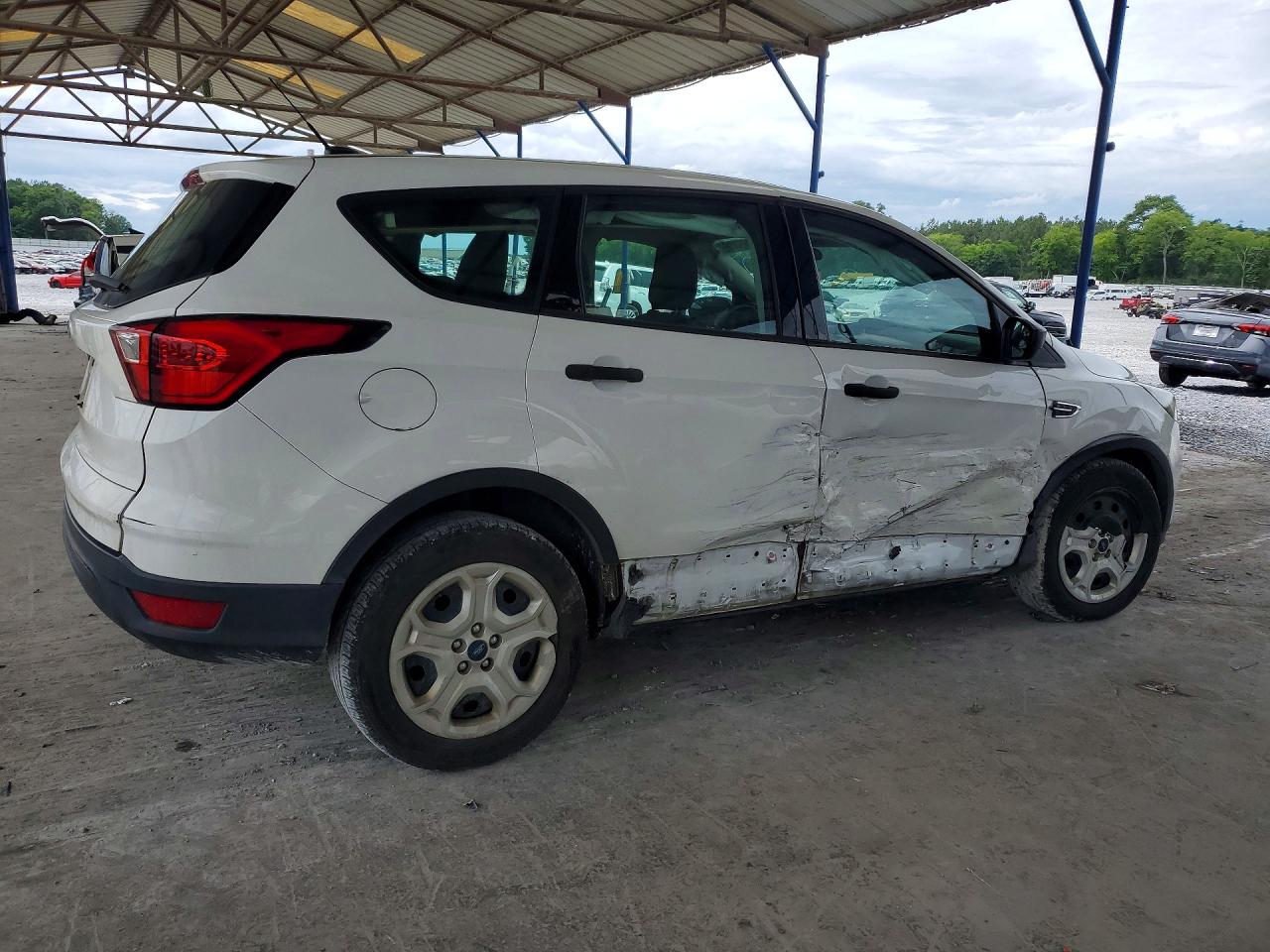 Ford Escape S