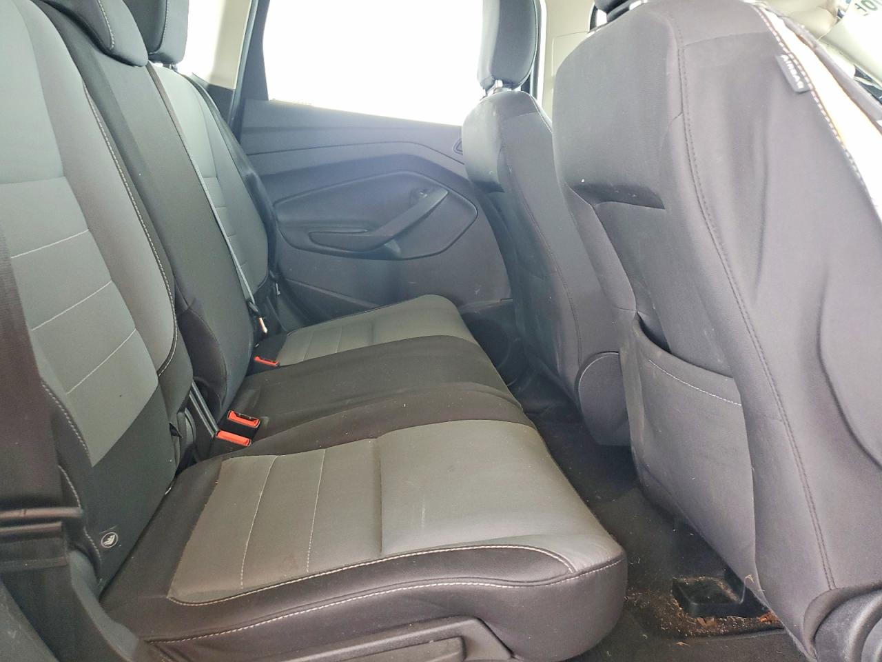 Ford Escape S