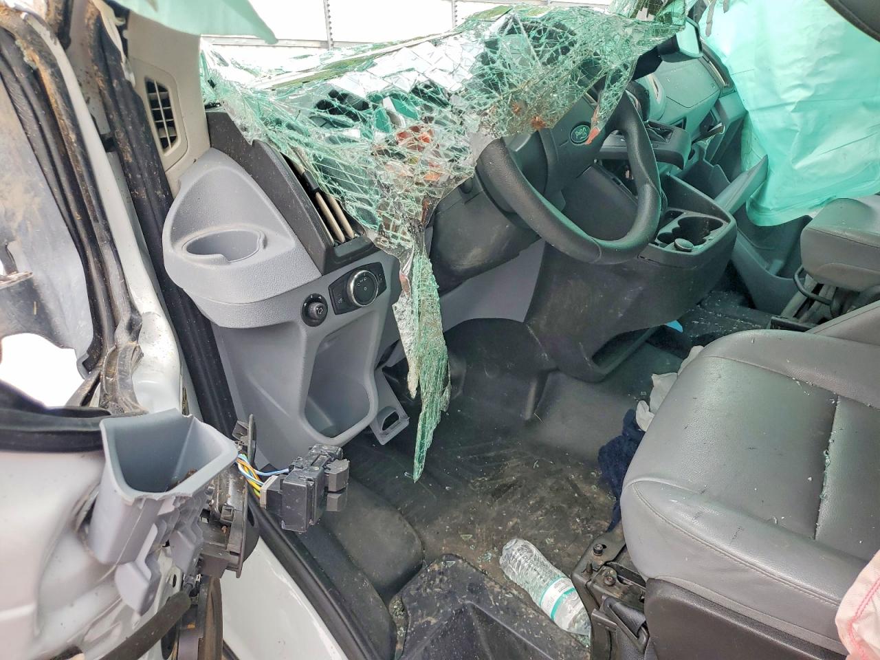 Ford Transit T-150