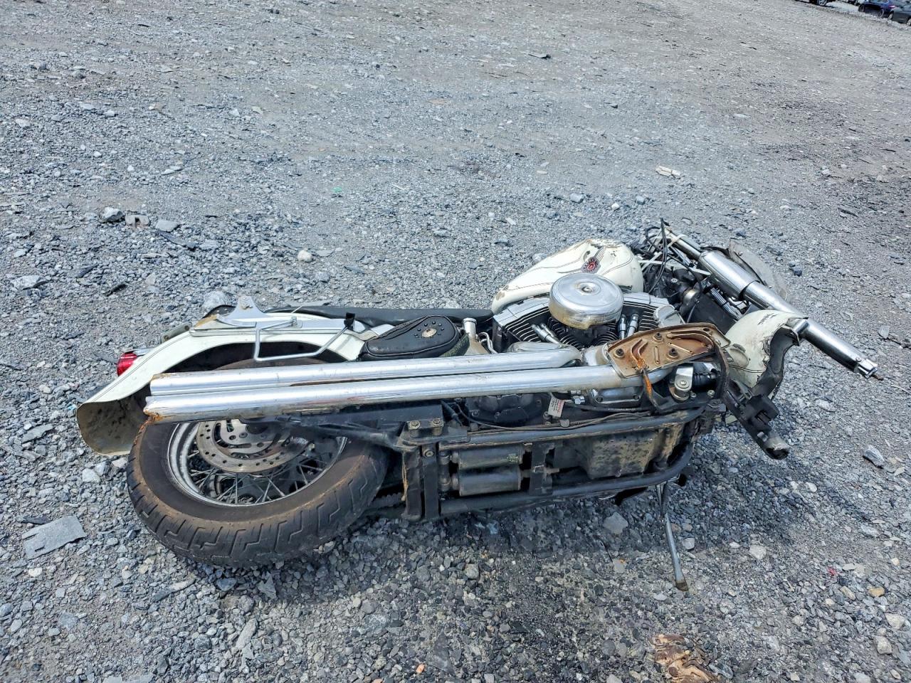 Salvage Harley-Davidson Fl Image
