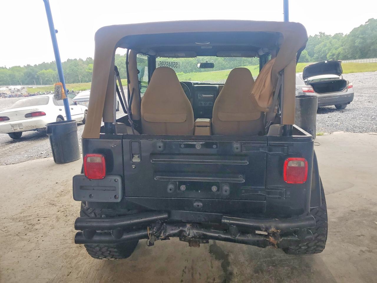 Jeep Wrangler Sahara