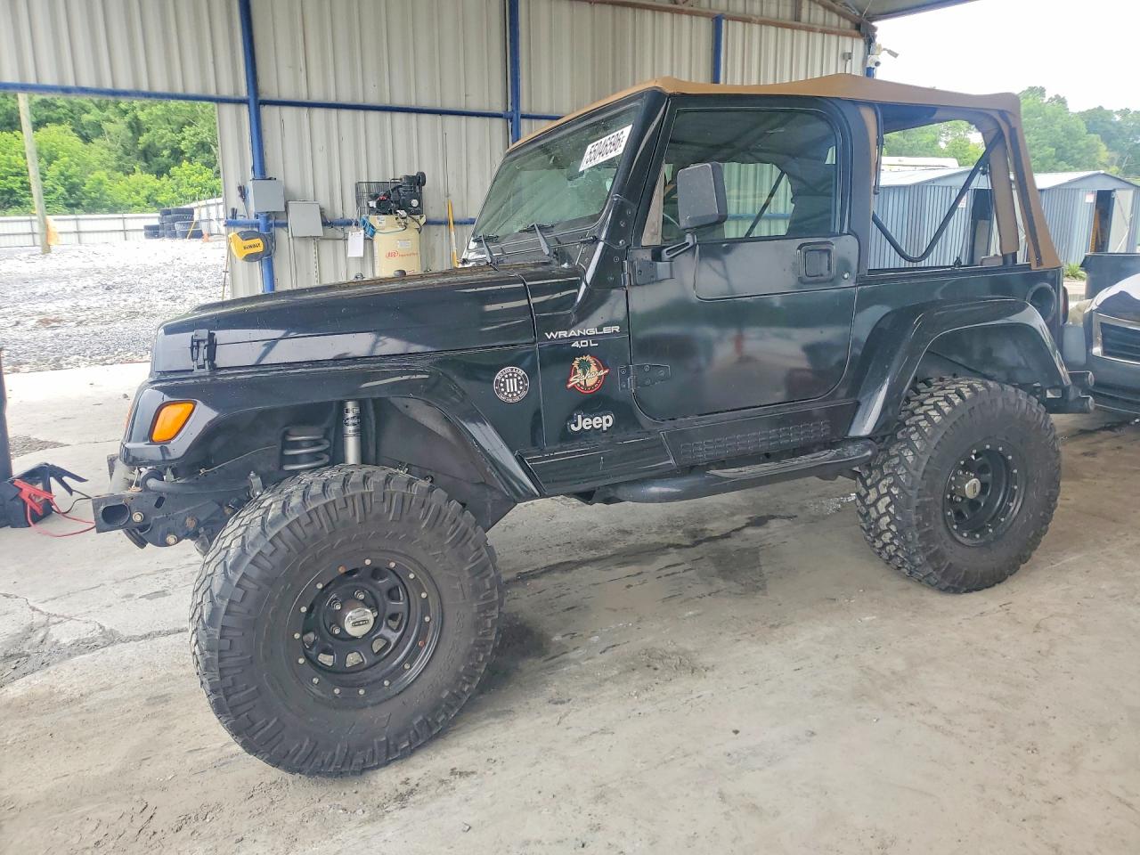 Salvage Jeep Wrangler Image