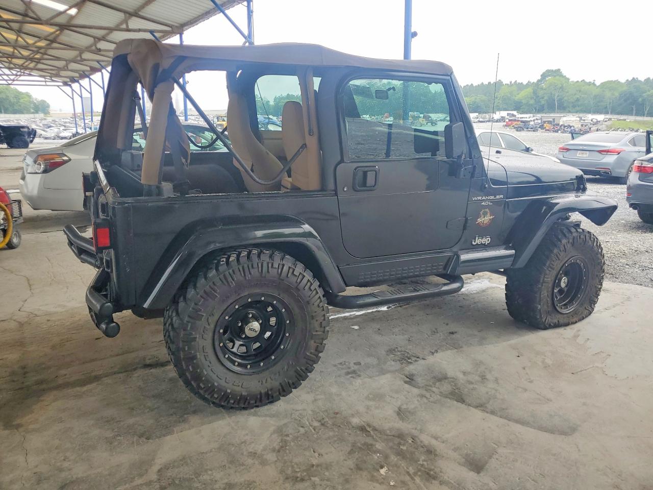 Jeep Wrangler Sahara