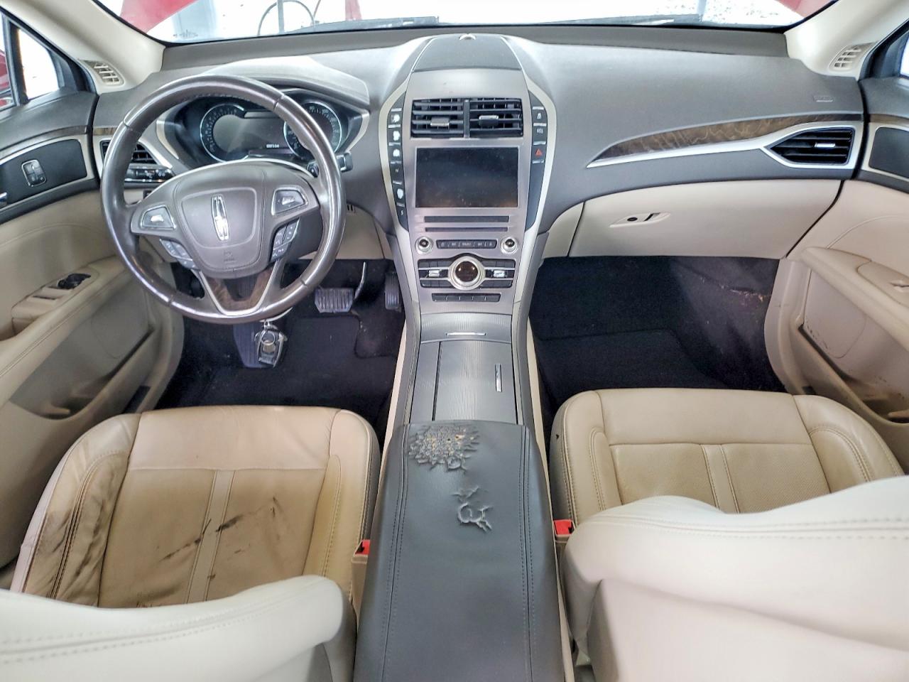 Lincoln MKZ Reserve