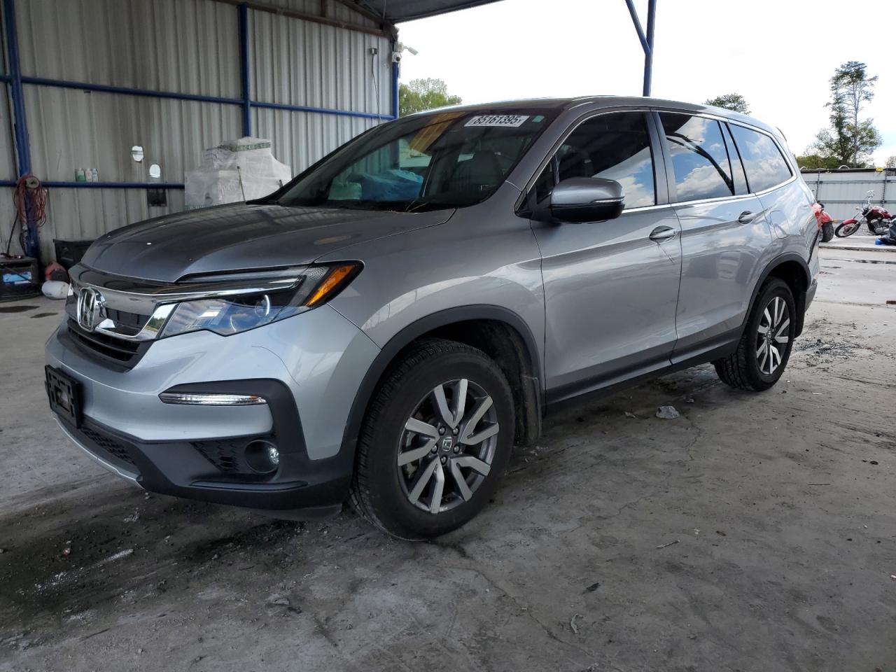 Salvage Honda Pilot Image