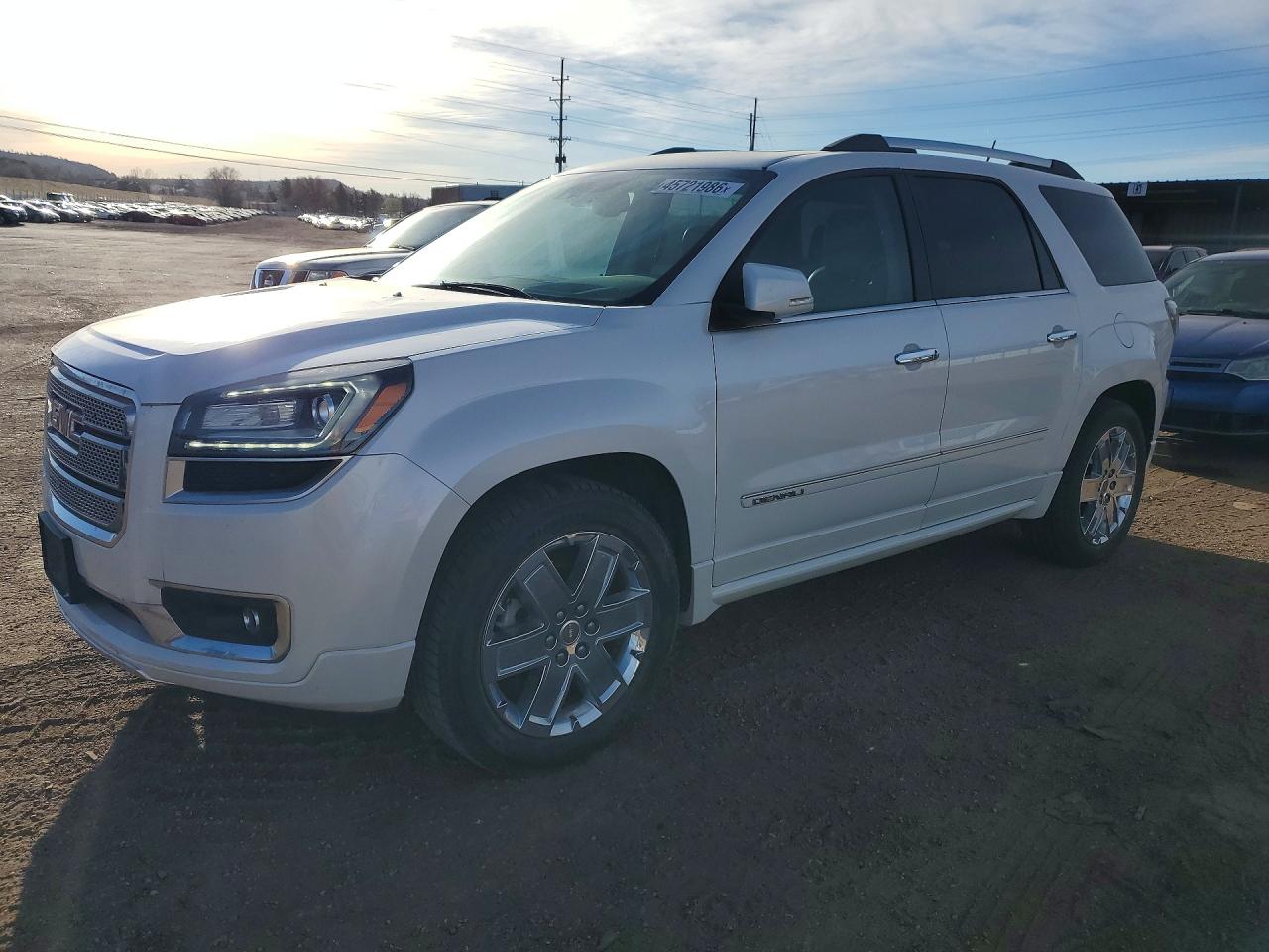 Salvage GMC Acadia Image
