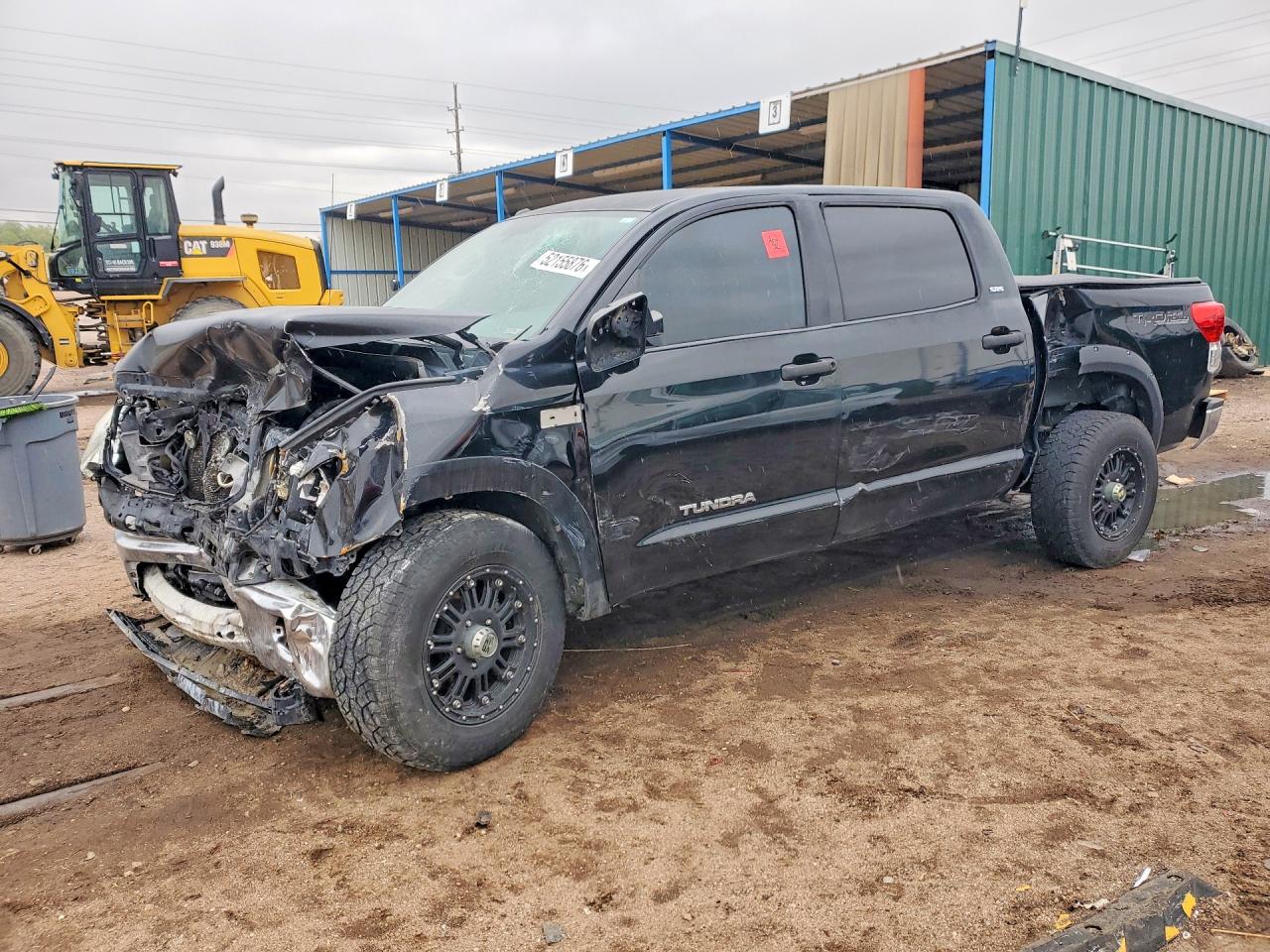 Salvage Toyota Tundra Image