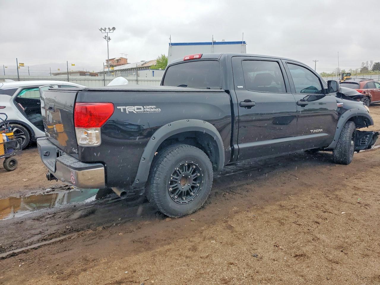 Toyota Tundra Crewmax Sr5
