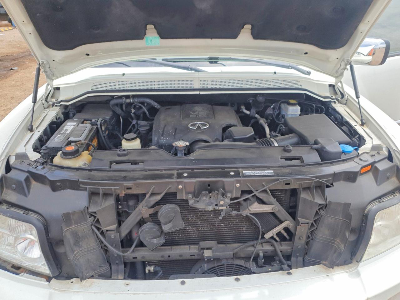 INFINITI Qx Base