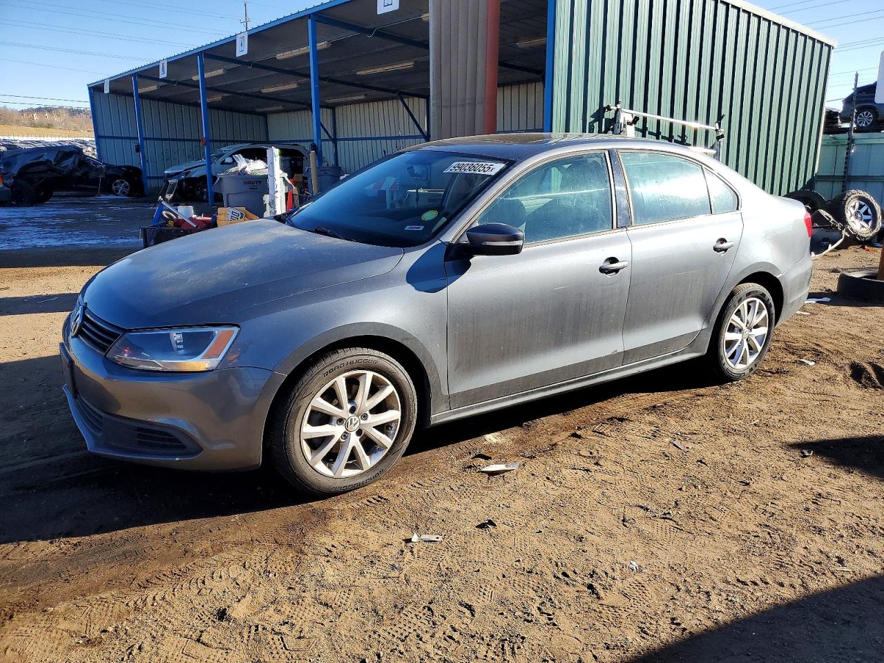 Salvage Volkswagen Jetta Image