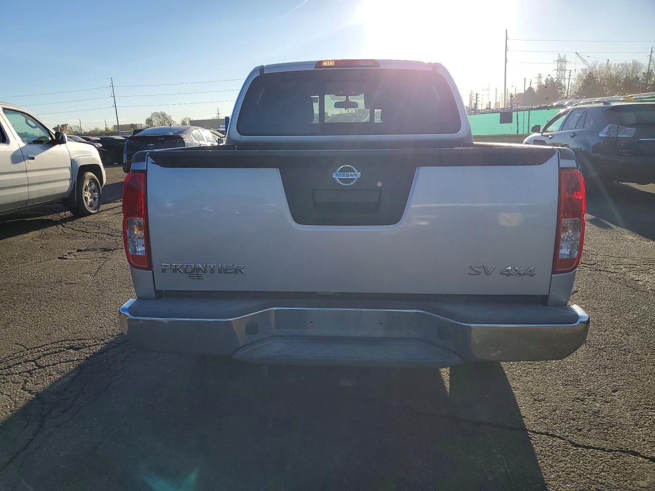 Nissan Frontier Sv