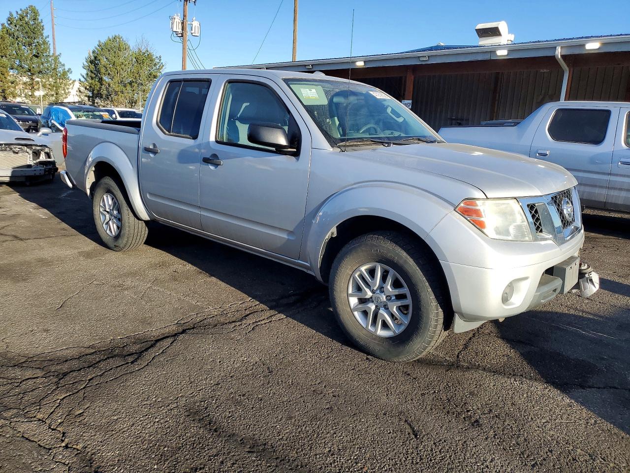 Nissan Frontier Sv