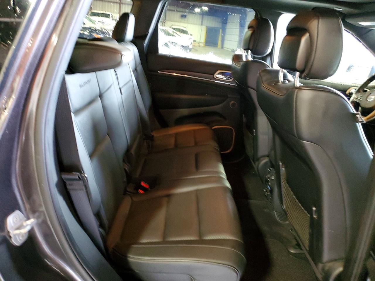 Jeep Cherokee Summit