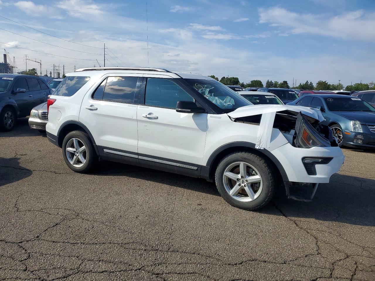 Ford Explorer Xlt