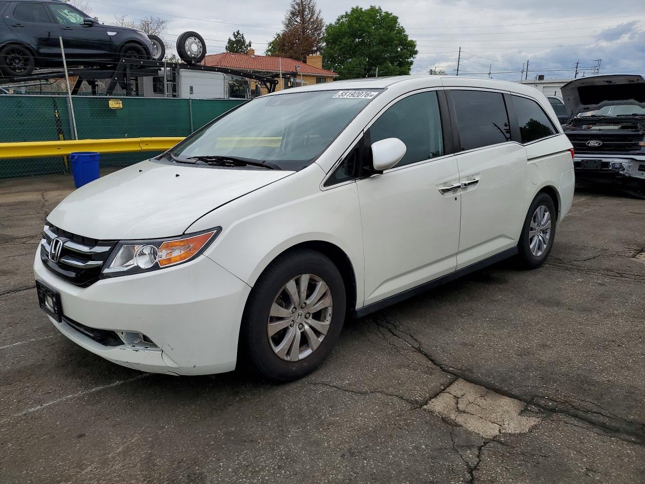 Salvage Honda Odyssey Image