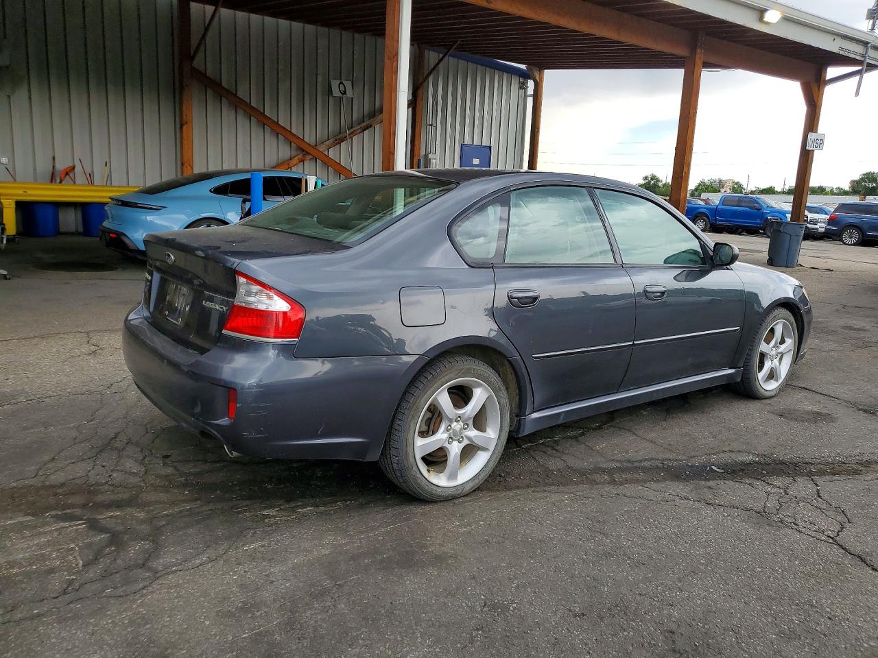 Subaru Legacy 2.5i