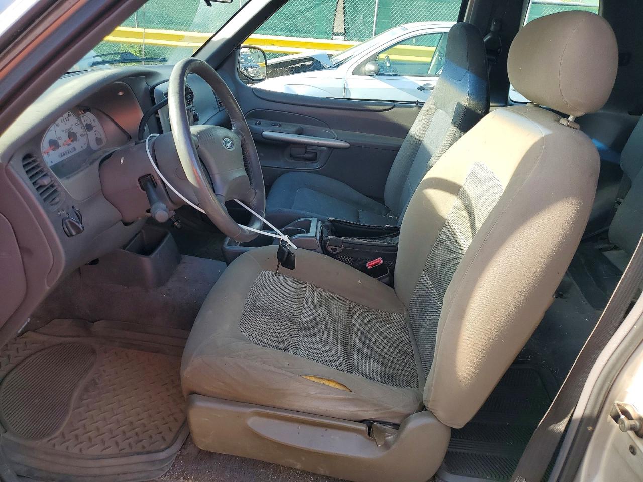 Ford Explorer Sport