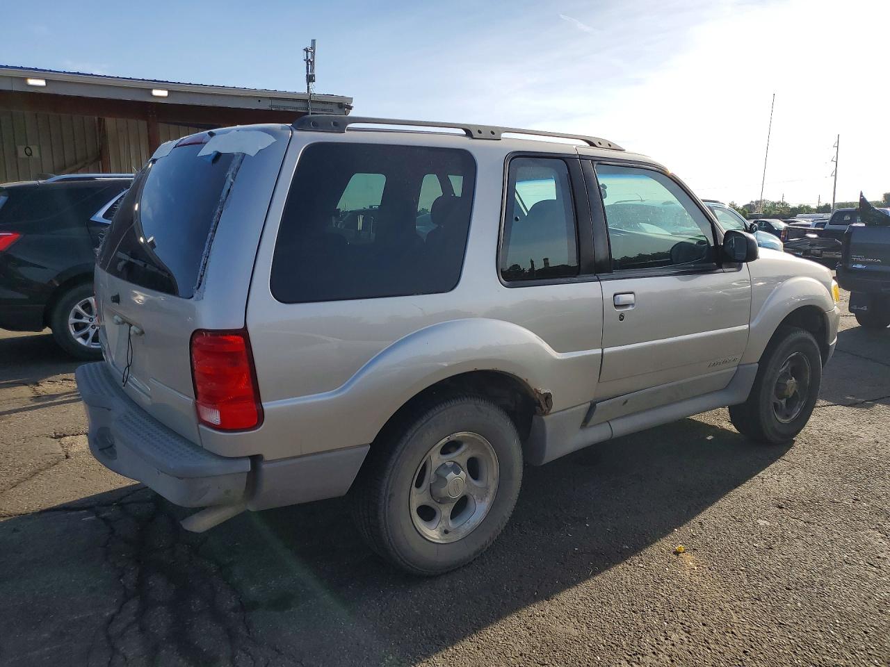 Ford Explorer Sport