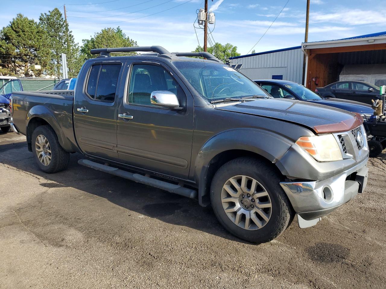 Nissan Frontier Se V6