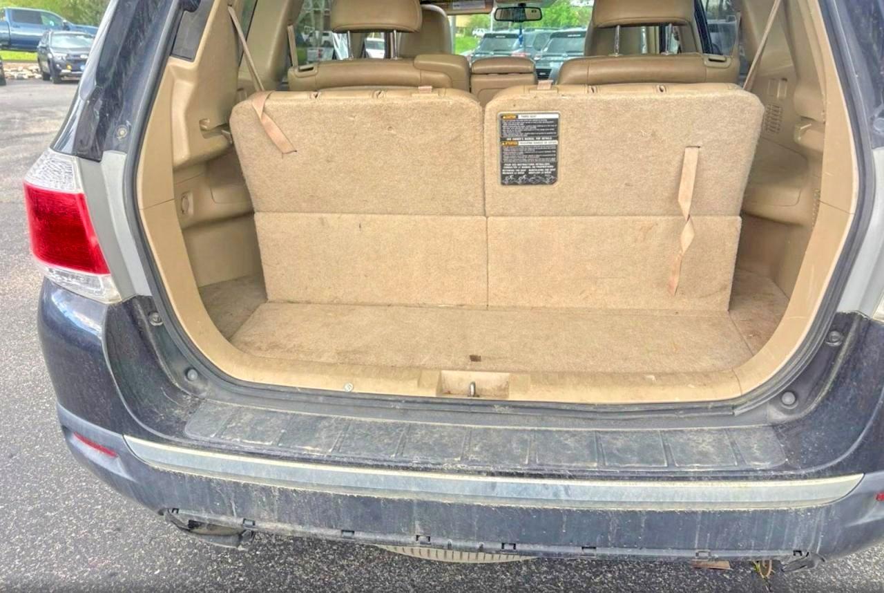Toyota Highlander Se