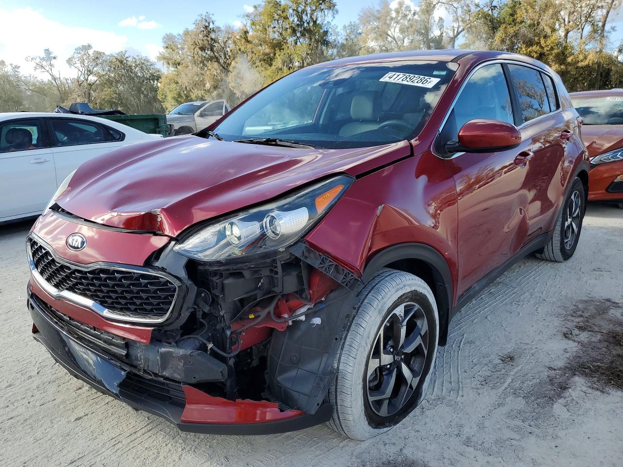 Salvage Kia Sportage Image