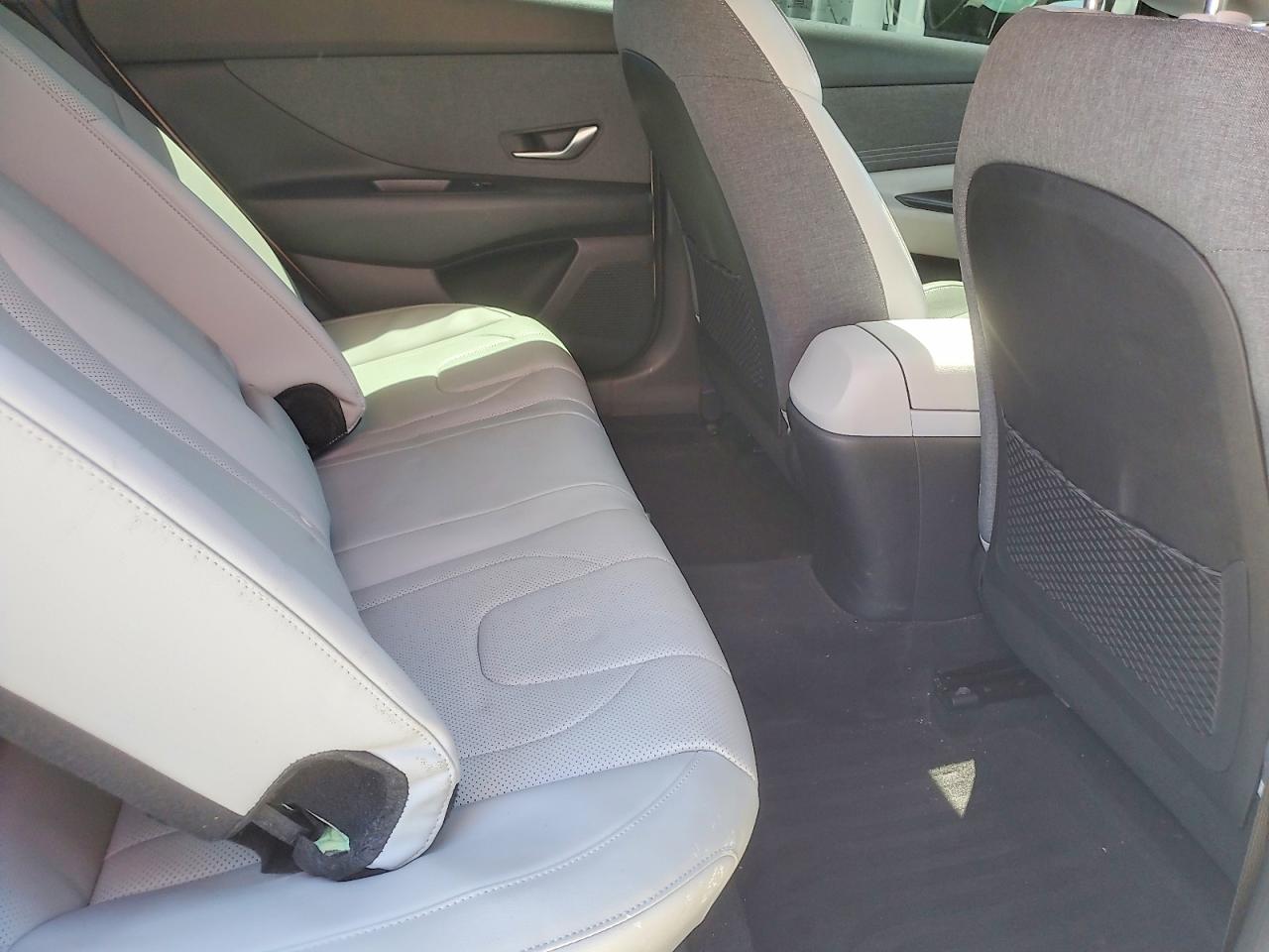Hyundai ELANTRA Limited