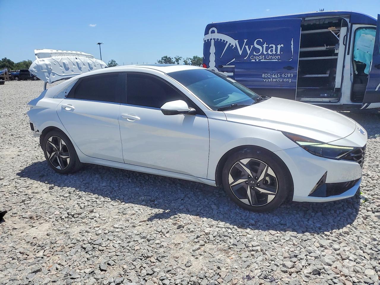 Hyundai ELANTRA Limited