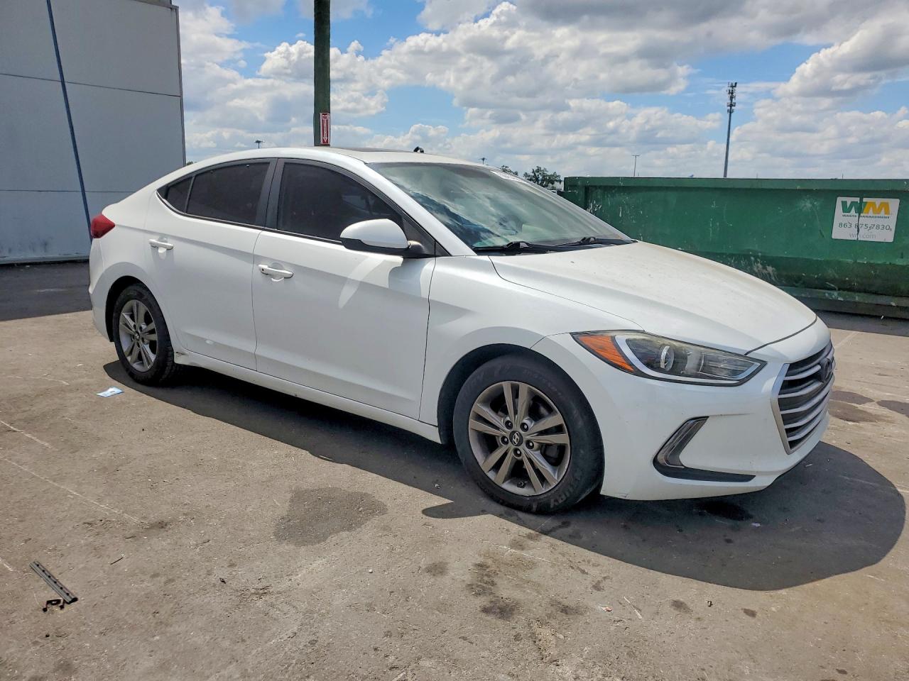 Hyundai ELANTRA Value Edition