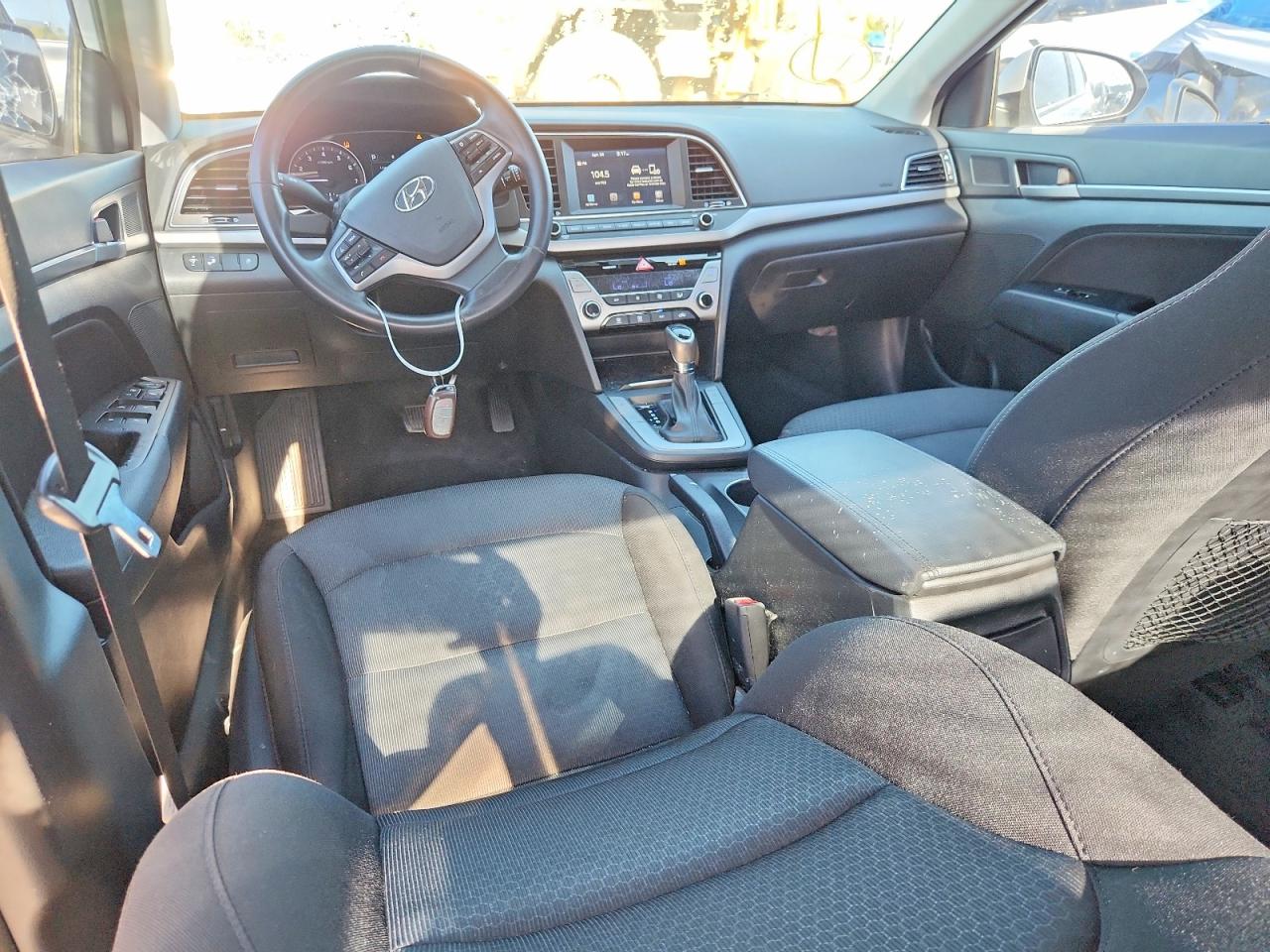 Hyundai ELANTRA Value Edition