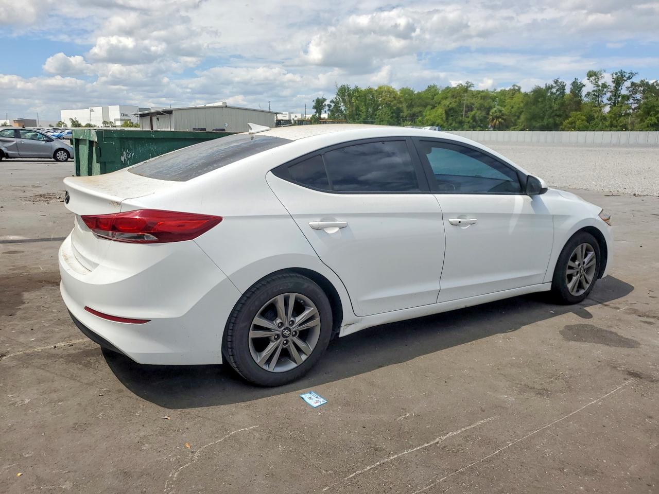 Hyundai ELANTRA Value Edition