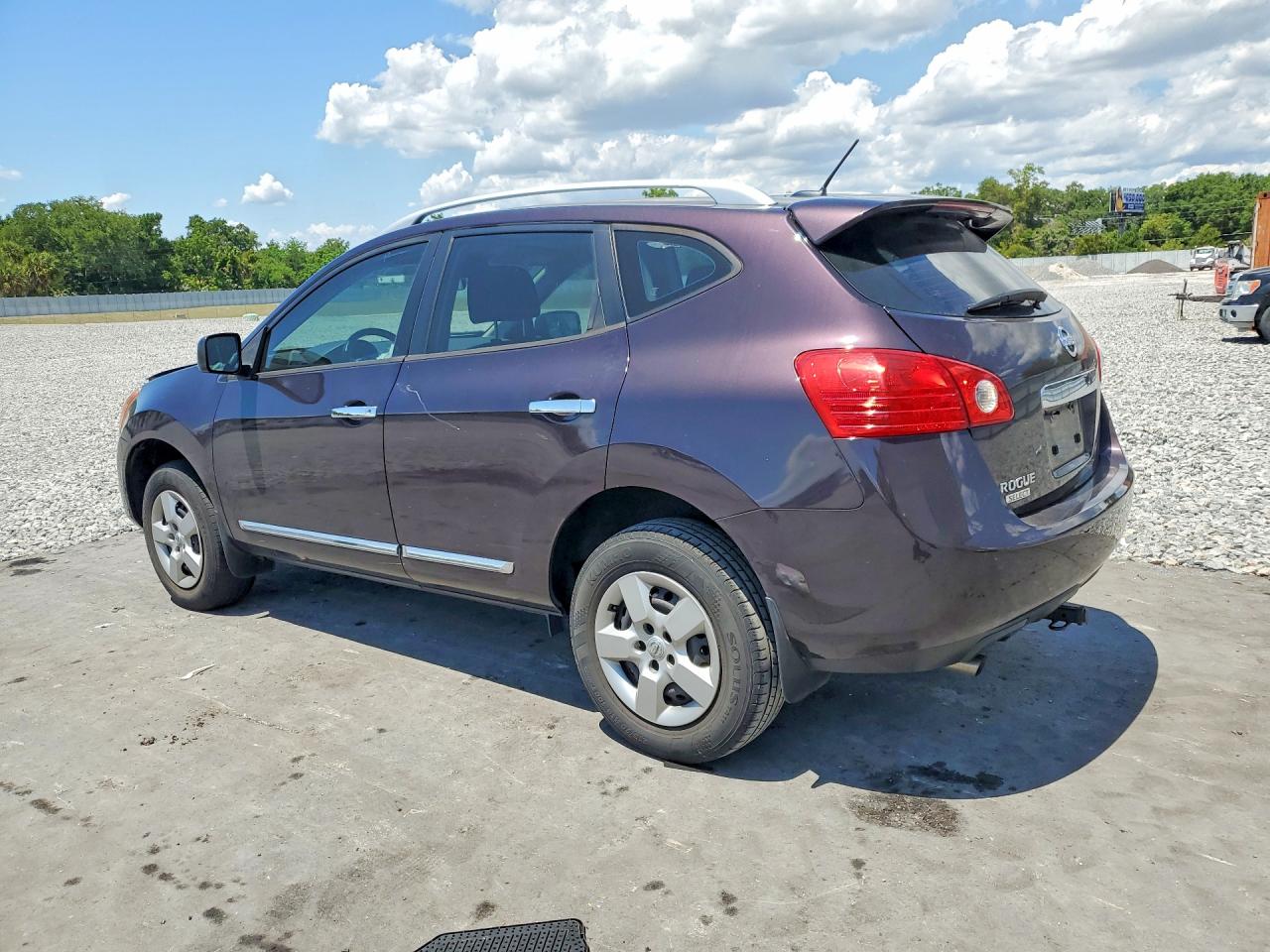 Nissan Rogue S