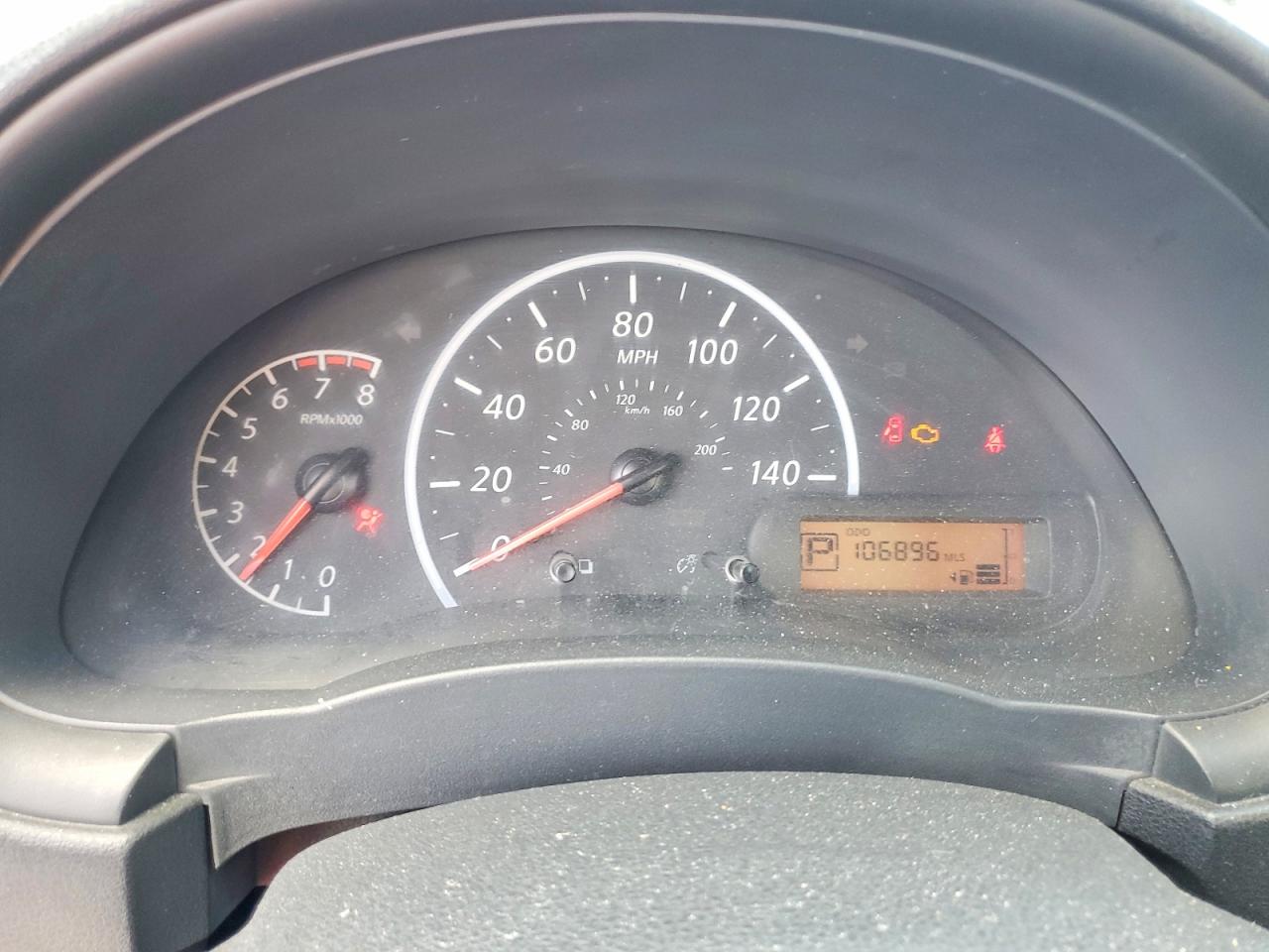 Nissan Versa 1.6 S Plus