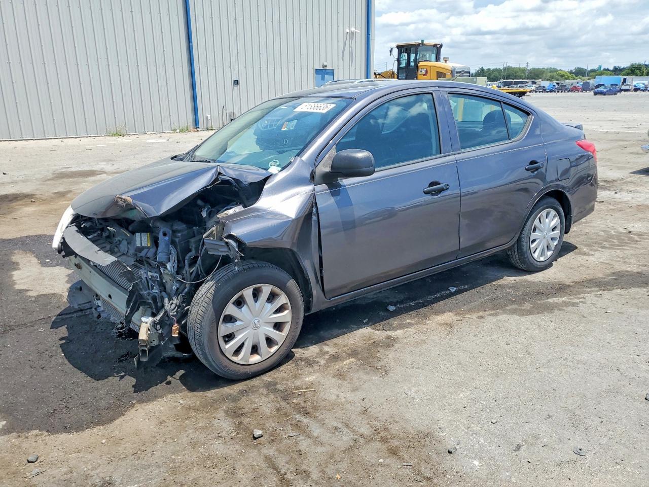 Salvage Nissan Versa Image