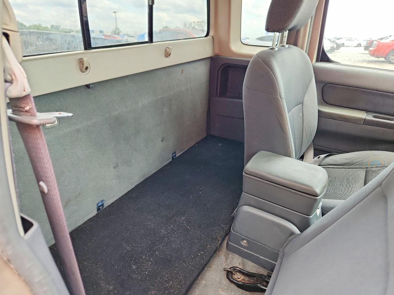 Nissan Frontier King Cab Xe