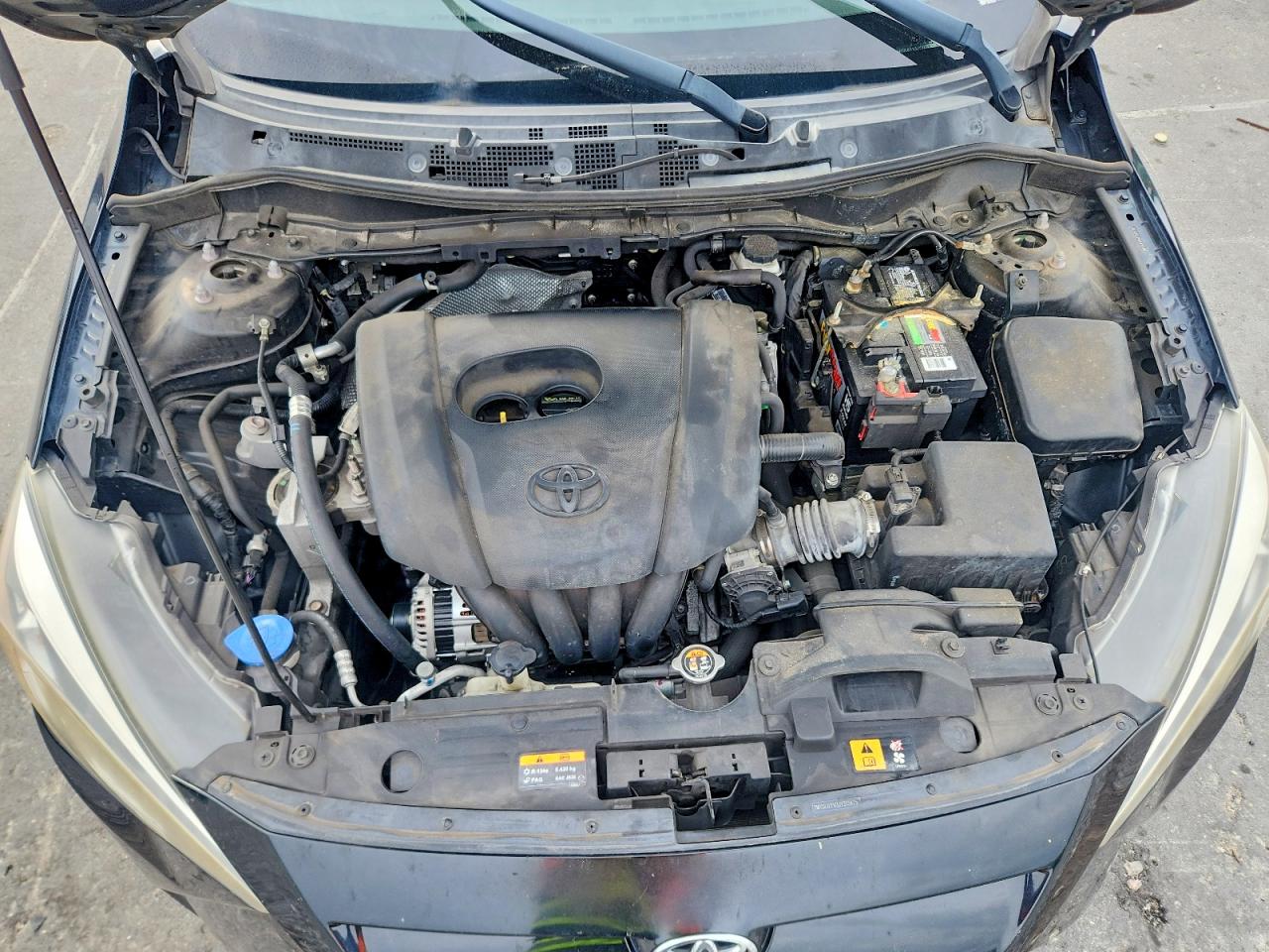Toyota Yaris Base