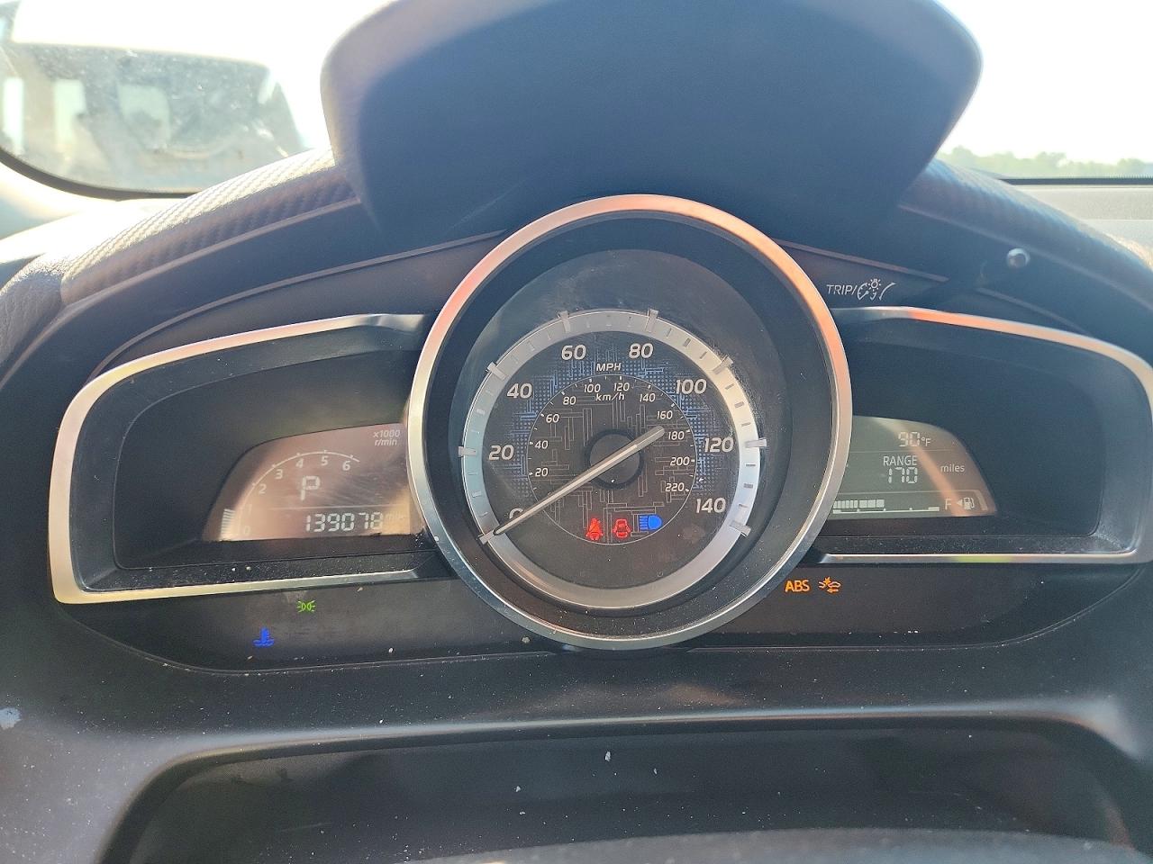 Toyota Yaris Base