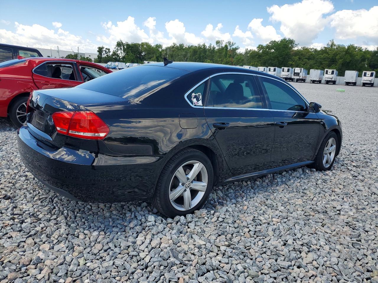 Volkswagen Passat S