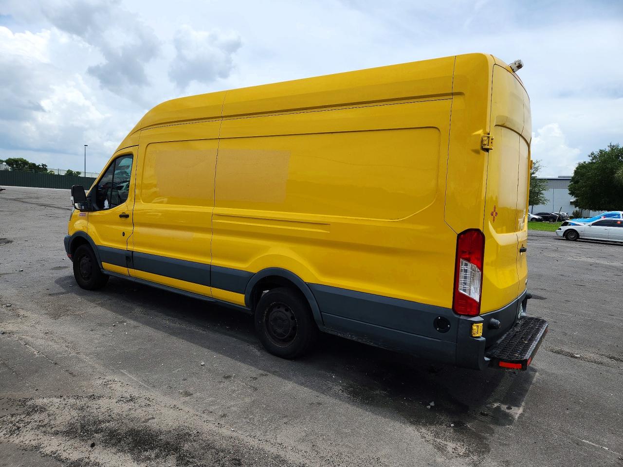 Ford Transit T-250