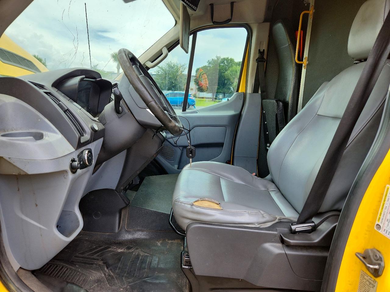 Ford Transit T-250