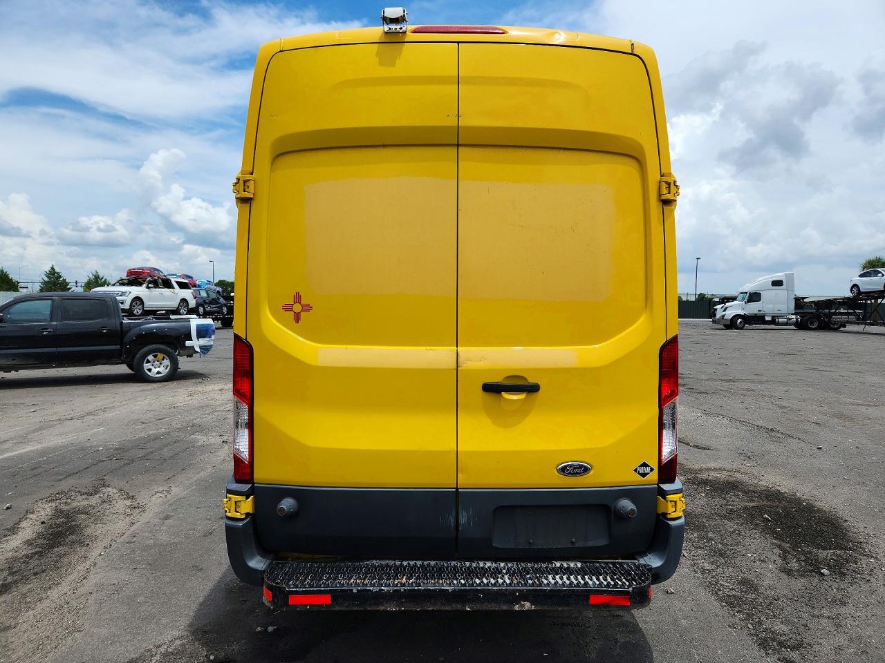 Ford Transit T-250