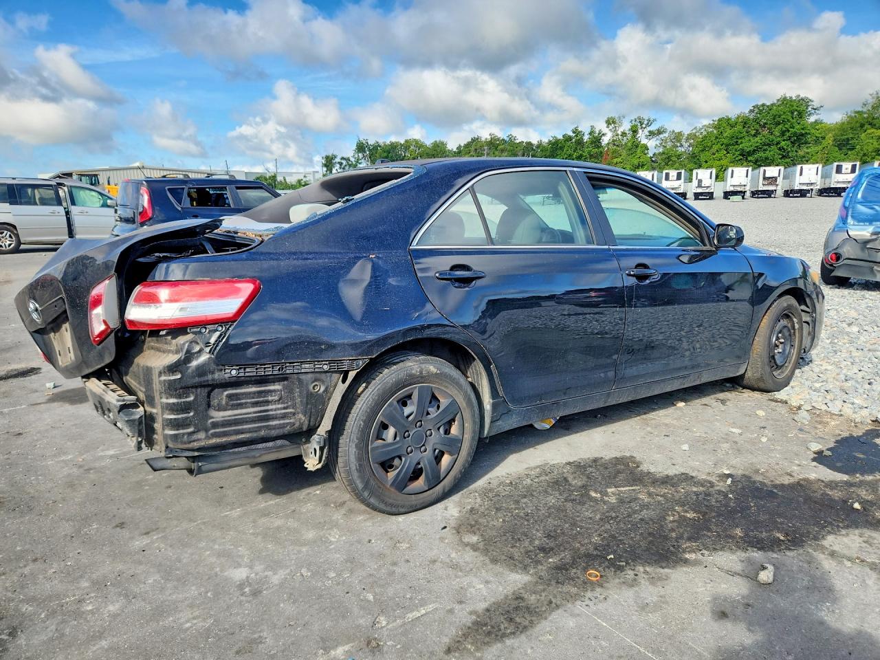 Toyota Camry Base