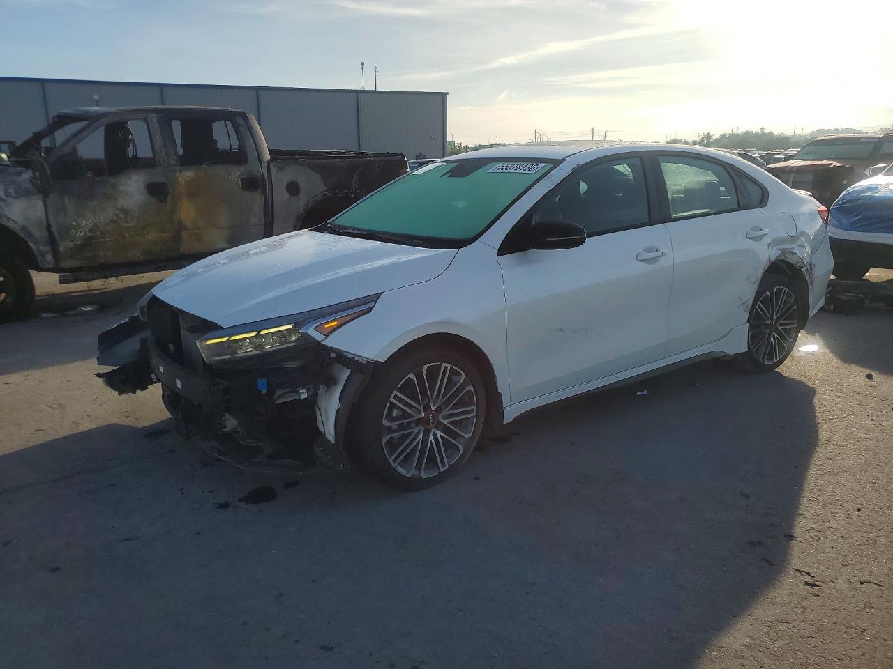 Salvage Kia Forte Image