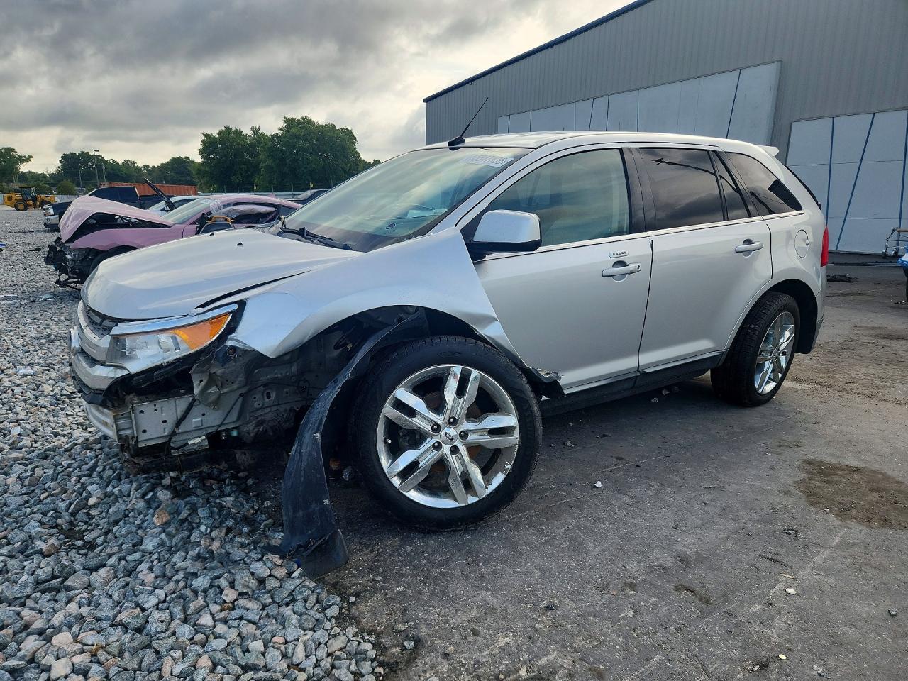 Salvage Ford Edge Image