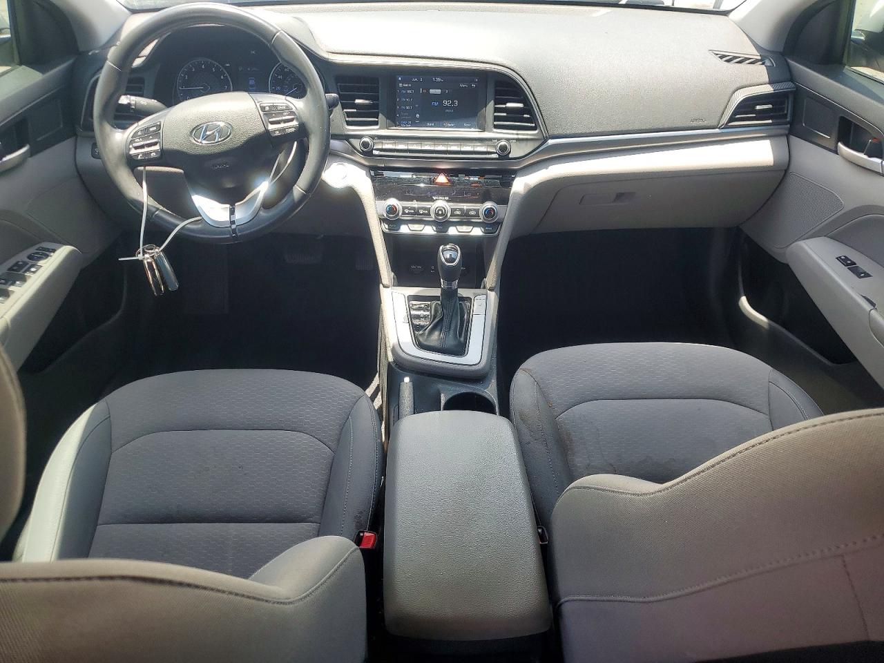 Hyundai ELANTRA Value Edition