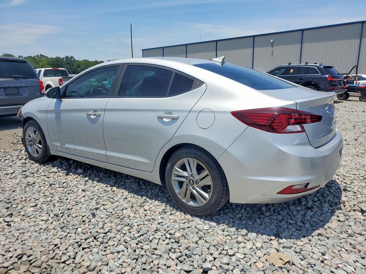 Hyundai ELANTRA Value Edition
