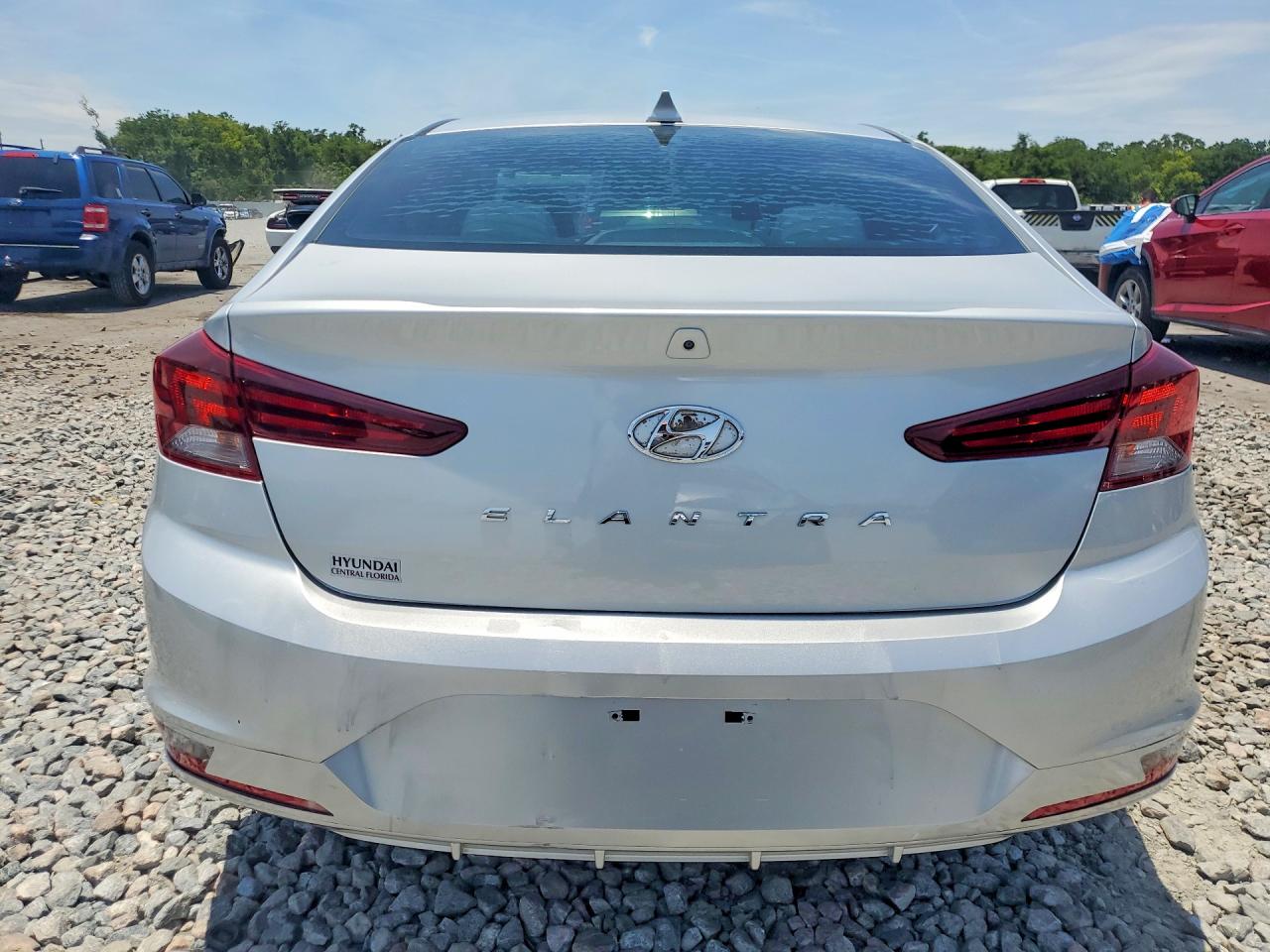 Hyundai ELANTRA Value Edition