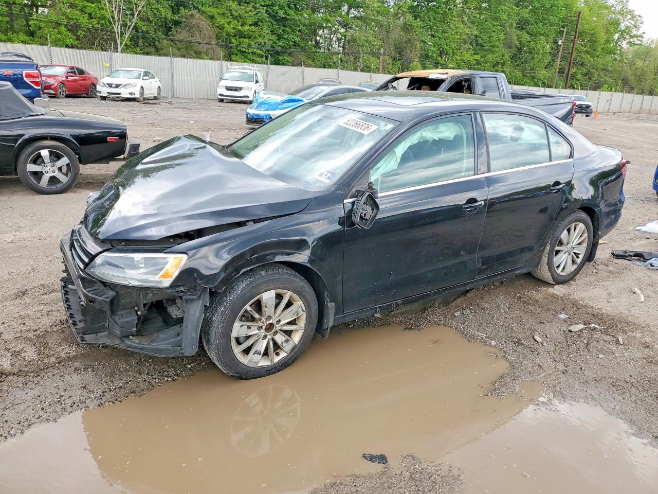 Salvage Volkswagen Jetta Image